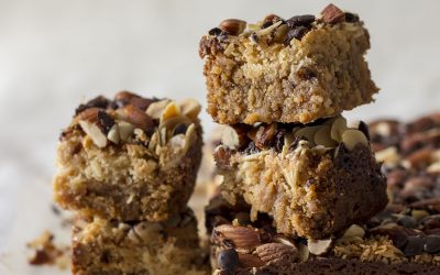 5-Ingredient Nutty Chocolate Magic Bars