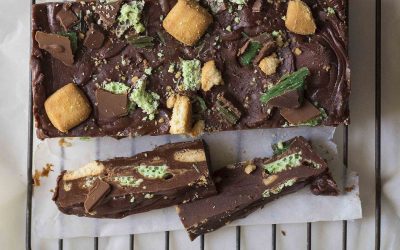 Chocolate Peppermint Crisp Fridge Bars